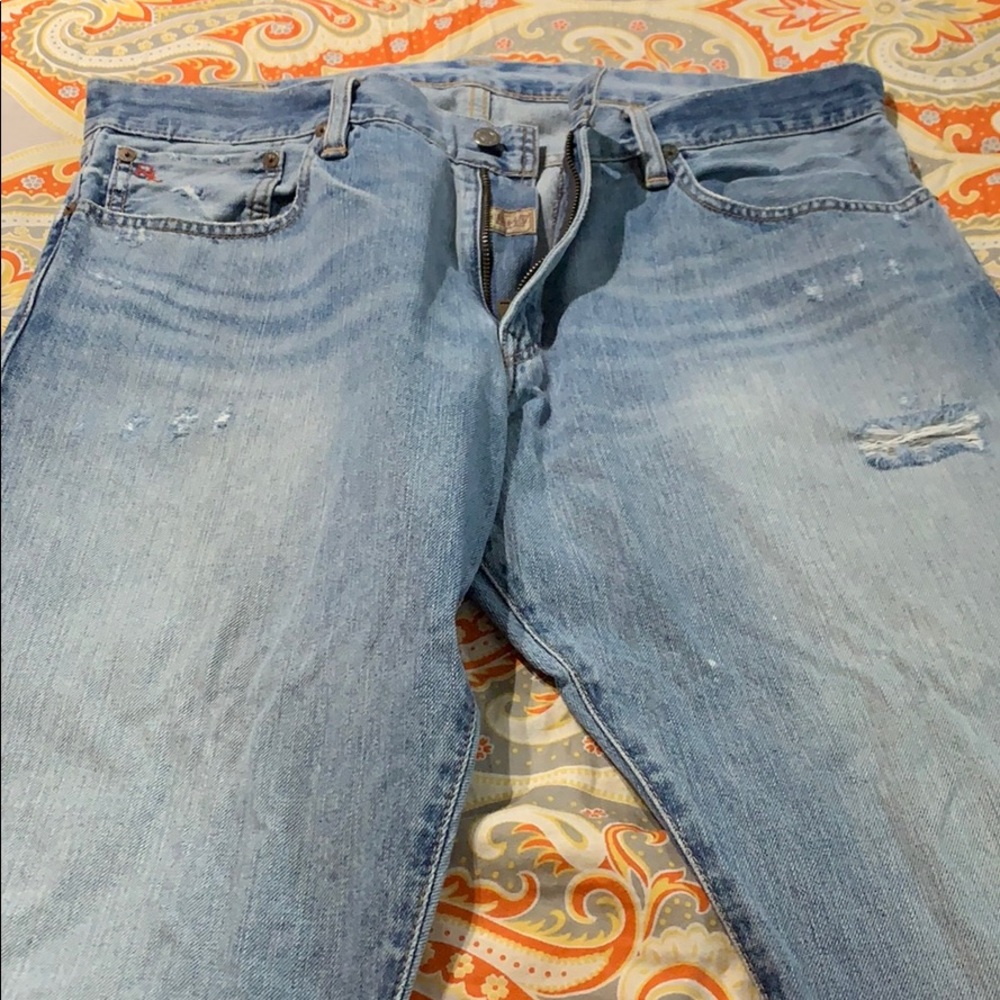 Ralph Lauren polo bluejeans.